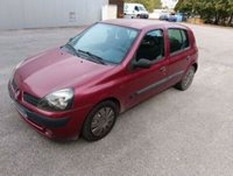 Clio II Clio 1.2i 16V Authentique 2002 occasion 88000 &Eacute;pinal