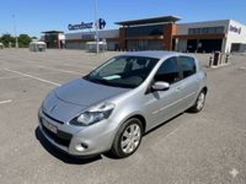 Clio III Clio 1.2 16V 75 Dynamique 2009 occasion 31370 Rieumes