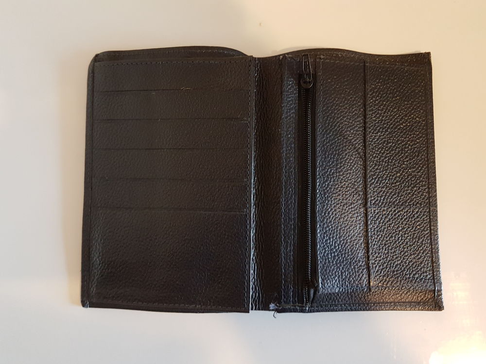 Portefeuille porte cartes cr&eacute;dit Maroquinerie