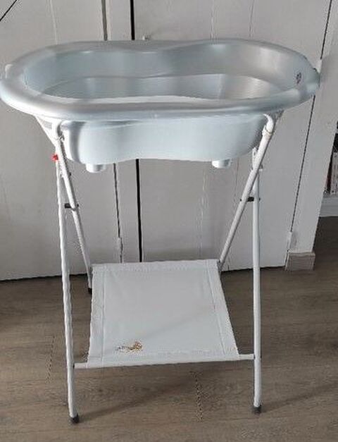 Baignoire pour bb BABYMOOV avec pied 30 Vaires-sur-Marne (77)