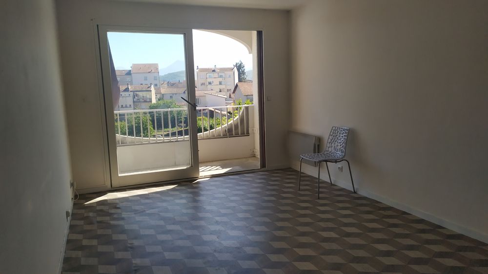 Vente Appartement Studio 29m² + balcon 4m² ? Idéal investisseur ? Saint-gaudens