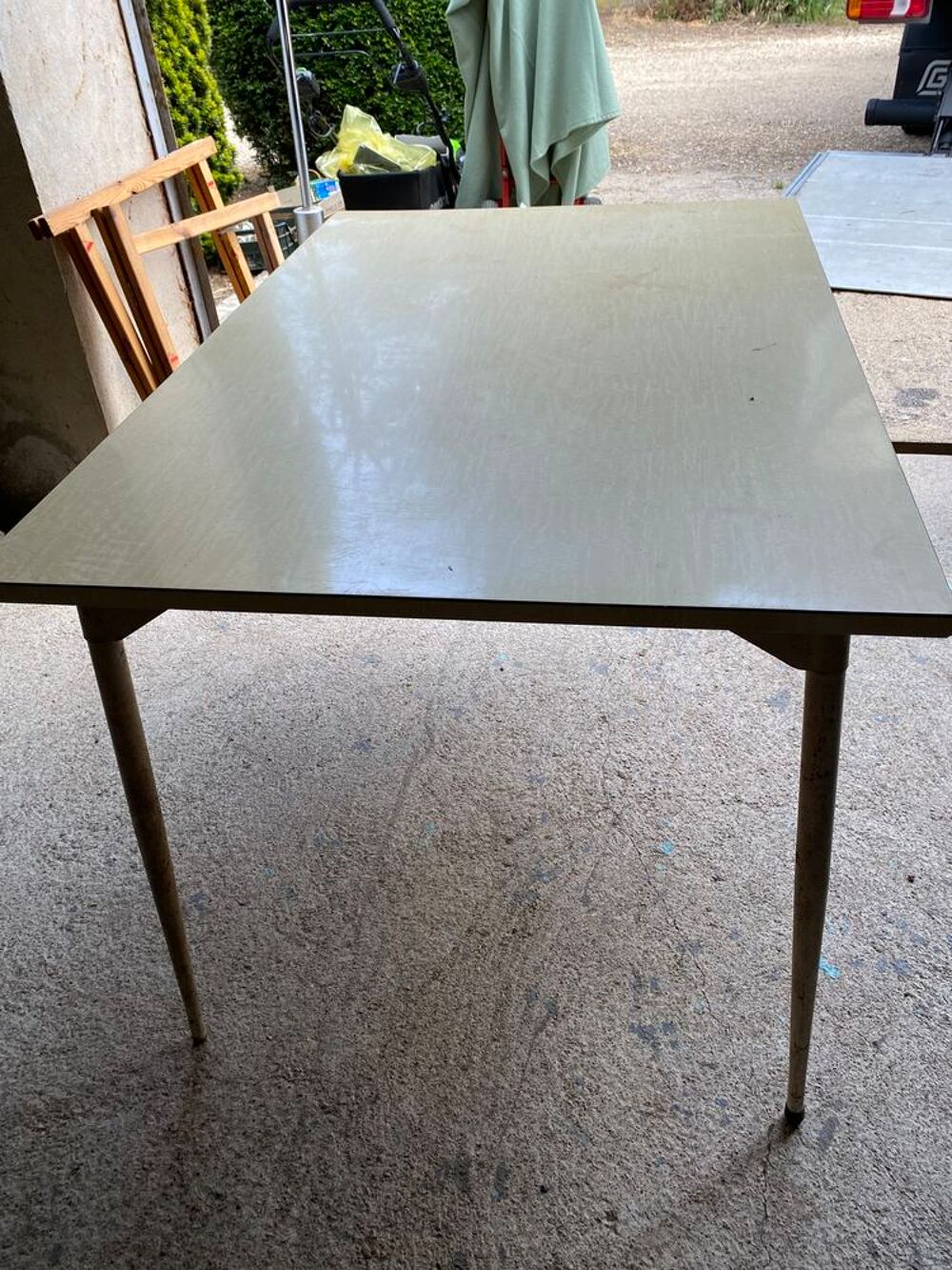 Grande table vintage Meubles