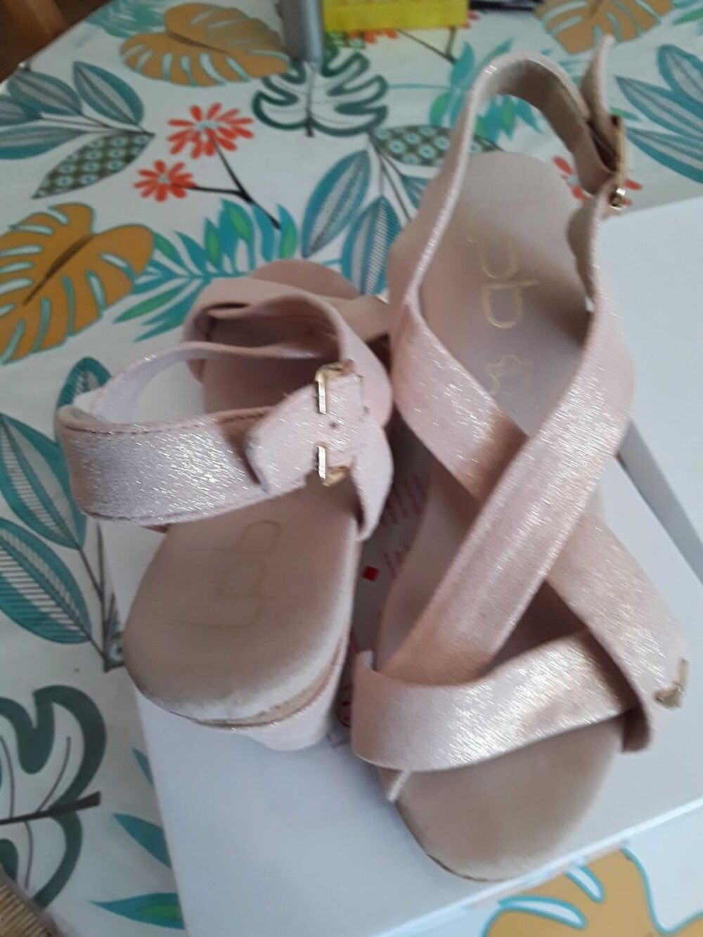 sandales compens&eacute;es Chaussures