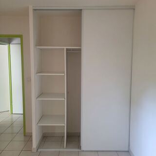  Appartement à louer 2 pièces 43 m² Nîmes