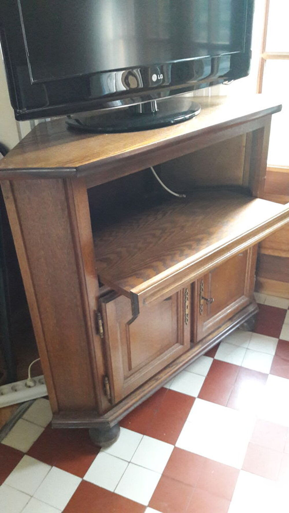 meuble t&eacute;l&eacute; vintage Meubles