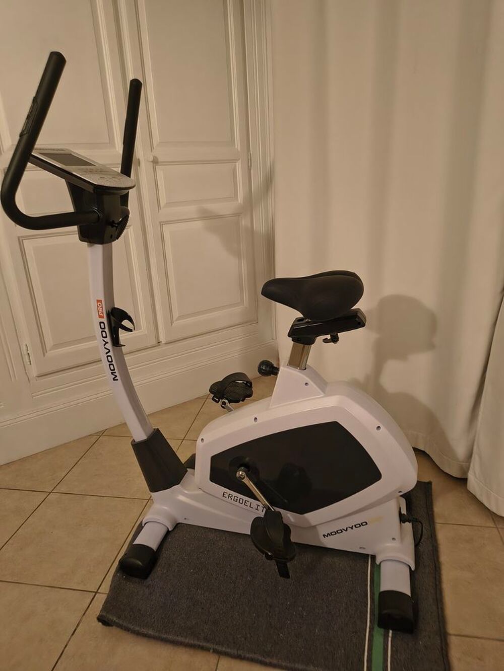 V&eacute;lo d'appartement MOOVYOO Pro Ergoelite Vélos