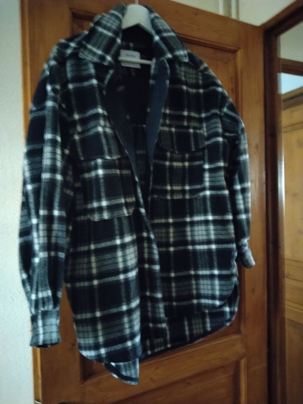 LOT DE VETEMENTS A PARTIR DE 10€ PIECE Vêtements