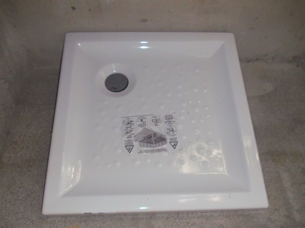 receveur de douche NEUF en c&eacute;ramique Bricolage