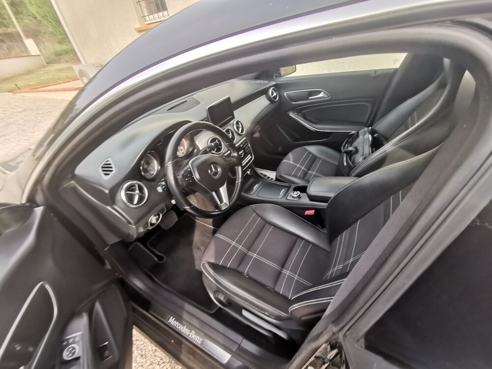 Classe CLA 200 CDI Inspiration 7-G DCT A 2015 occasion 81640 Monesti&eacute;s