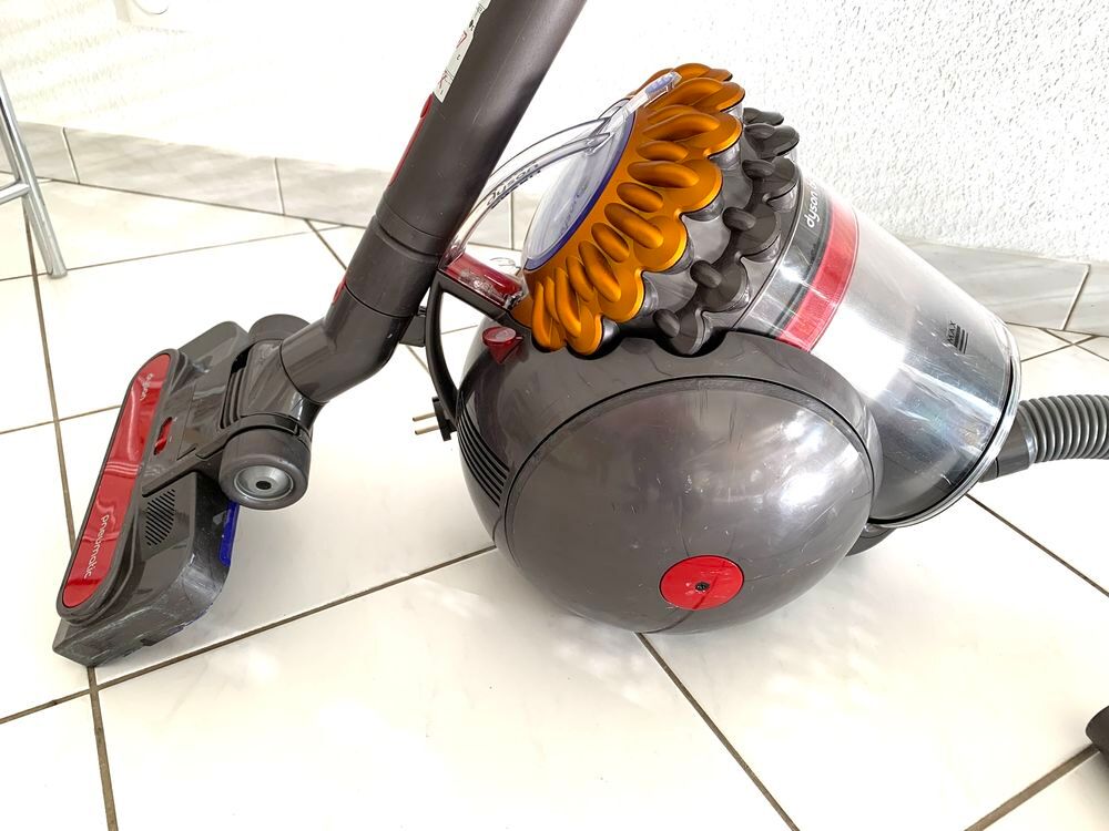 ASPIRATEUR DYSON Electroménager