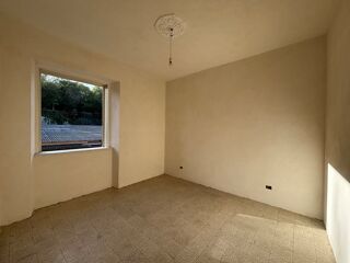  Appartement � vendre 4 pi�ces 44 m� Montedoro, cl, italia