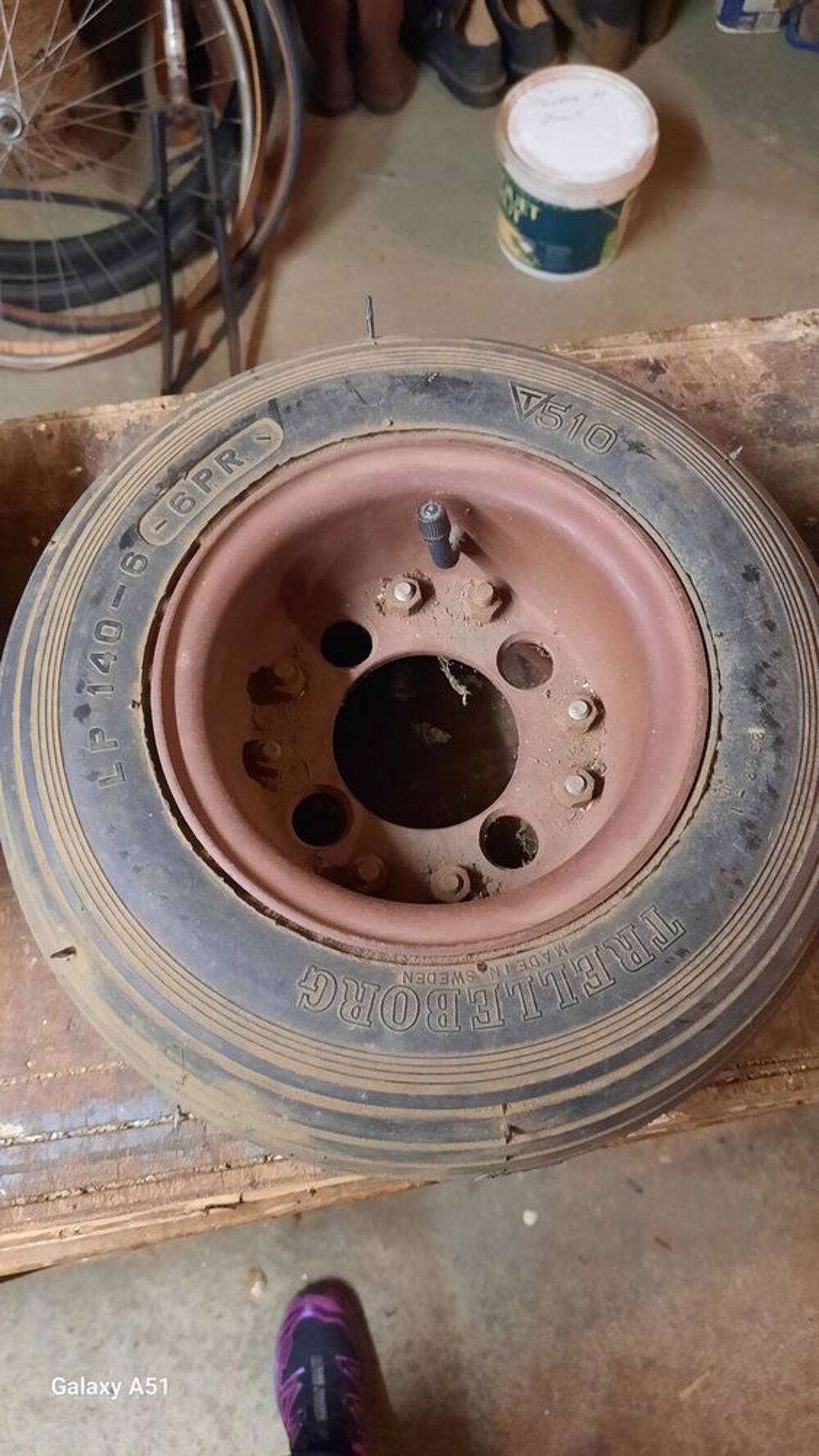 Pneus + jantes Bricolage