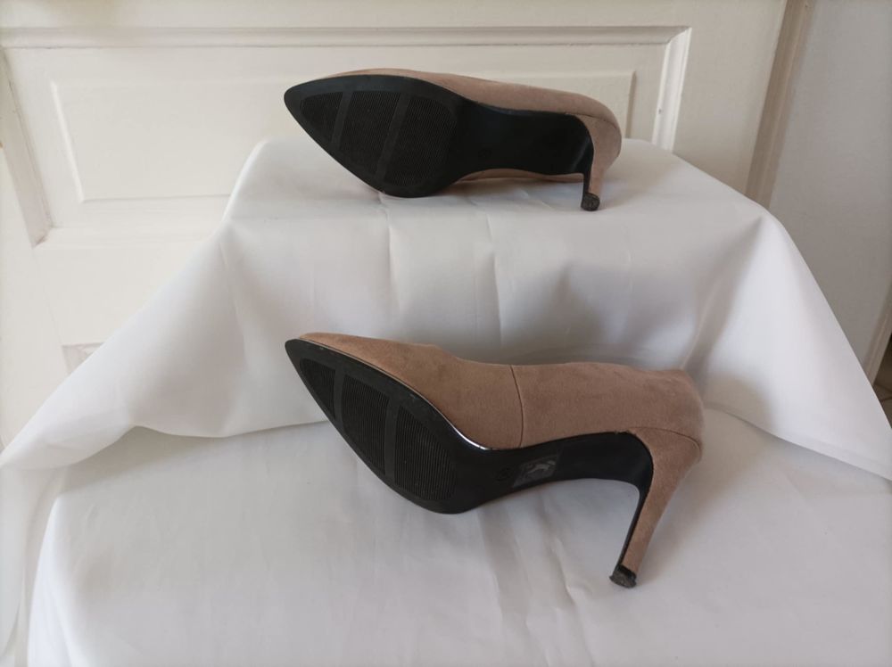 Escarpins tout cuir "GB Paris " couleur Camel Chaussures