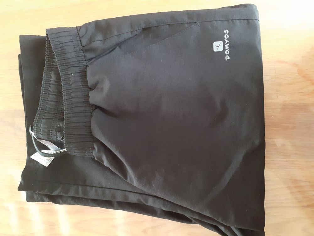 PANTACOURT DECATHLON Vêtements