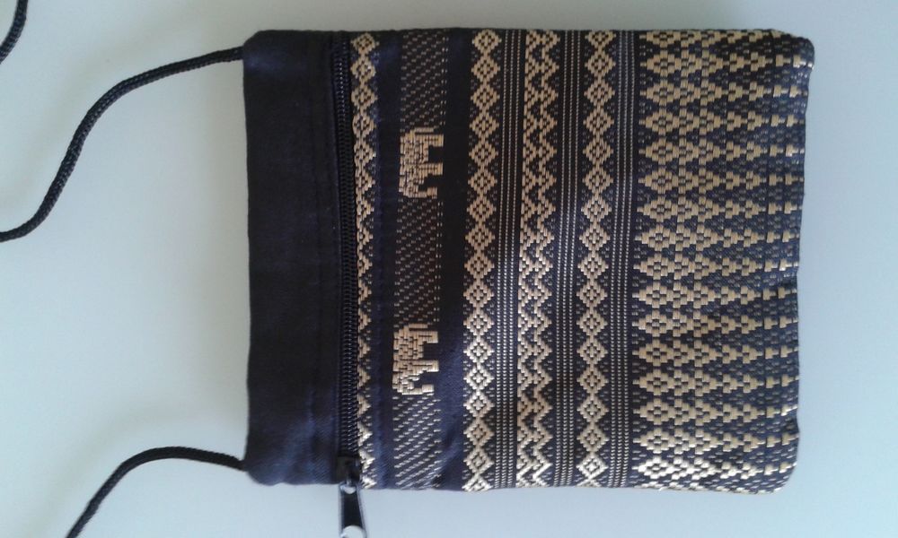 Petit Sac Pochette indienne tissus noir neuf Maroquinerie