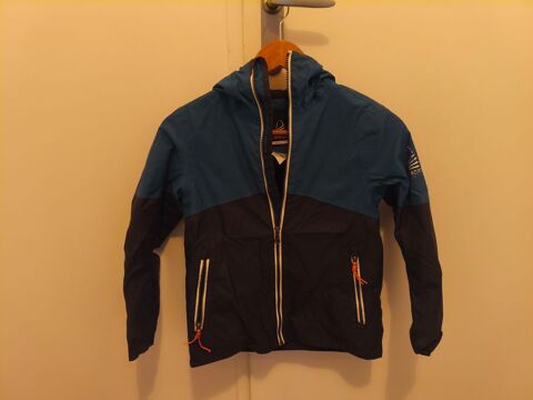 Veste Decathlon 8-9ans La Roche-sur-Yon (85)
