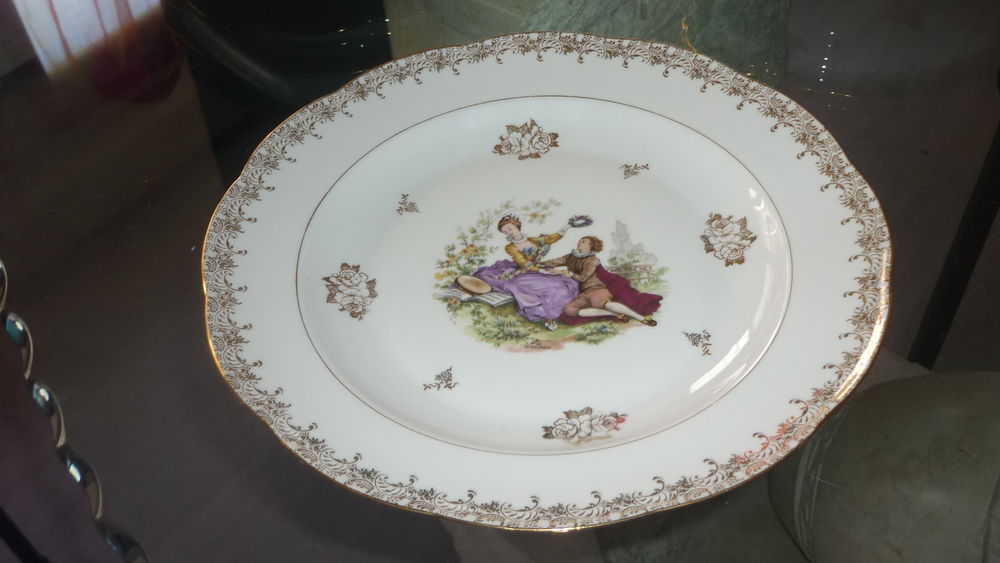 Plat J.V Authentique d&eacute;cor Watteau Cuisine