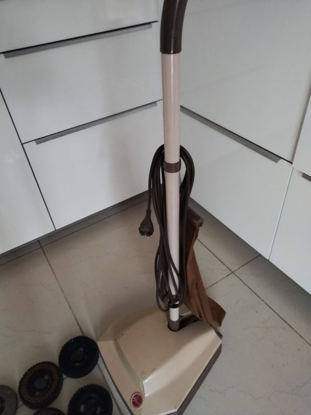 CIREUSE aspirateur ELECTRIQUE HOOVER Electroménager