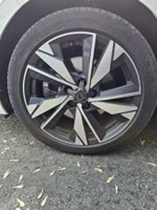 308 BlueHDi 130ch S&S EAT8 Allure 2023 occasion 33560 Carbon-Blanc