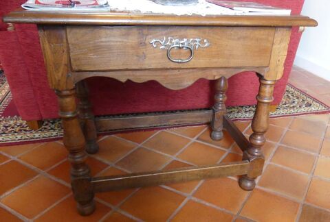Table ancienne 150 Pleudihen-sur-Rance (22)