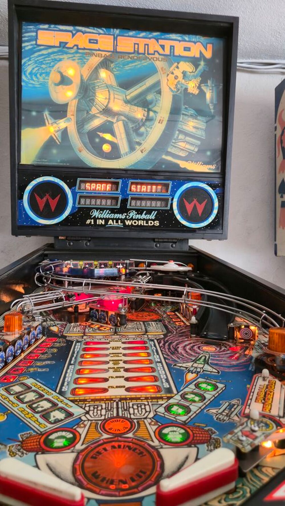 Flipper space station williams multibille afficheur Led Jeux / jouets
