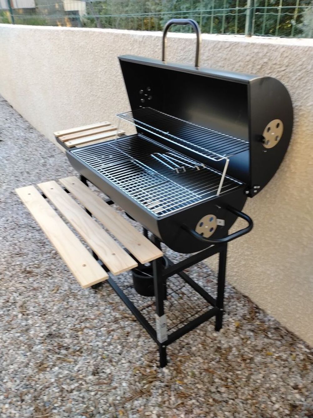 BARBECUE KING HABITAT ET JARDIN
au Charbon de bois Jardin