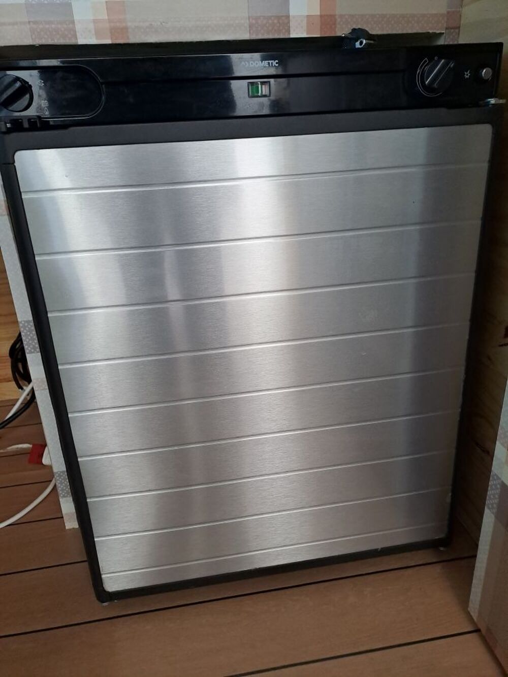 r&eacute;frig&eacute;rateur neuf marque dometic Electroménager