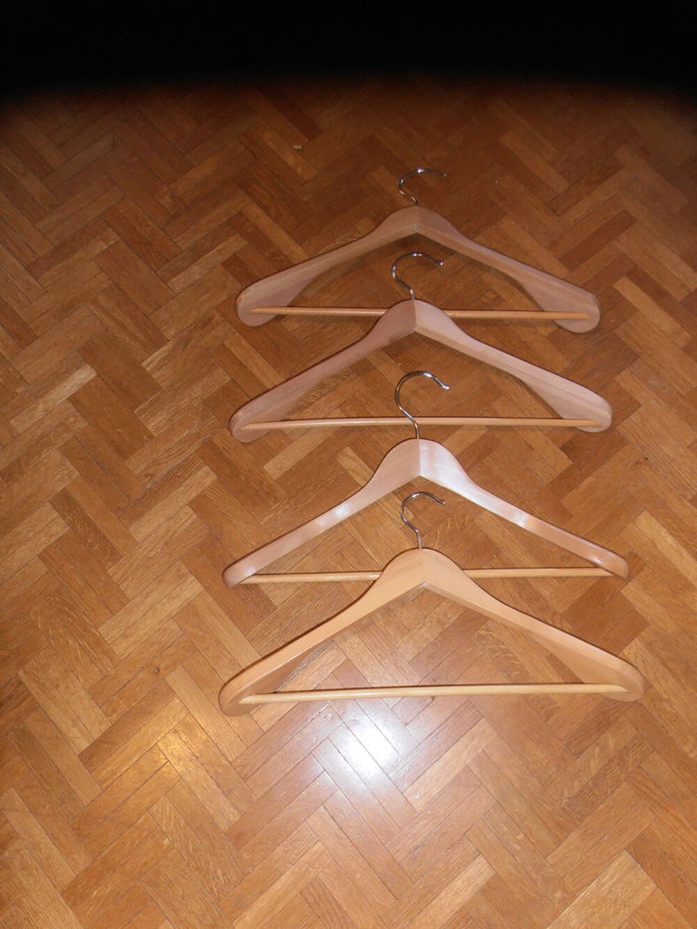 Cintres en bois Décoration