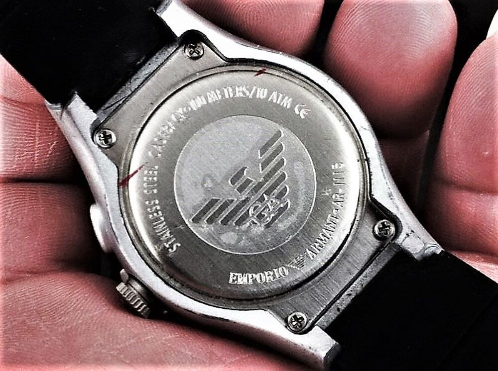 EMPORIO ARMANI AR1115 MONTRE DIV0226 Bijoux et montres