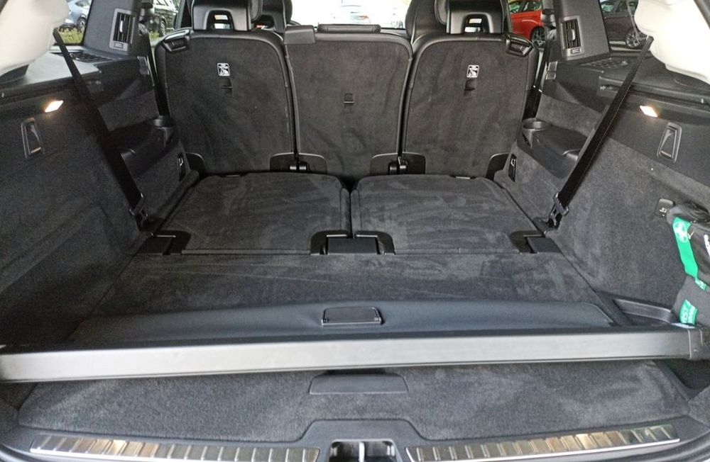 XC90 Recharge T8 AWD 303+87 ch Geartronic 8 7pl R-Design 2021 occasion 69007 Lyon