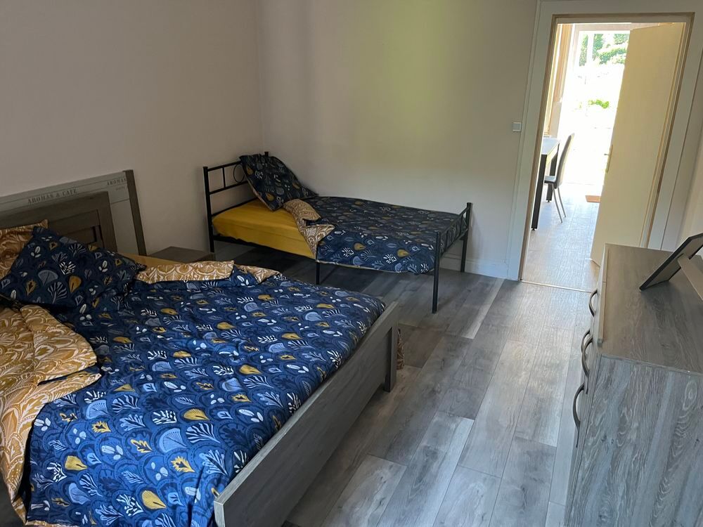 Vente Maison batiment avec 3 appartements en gites La longine