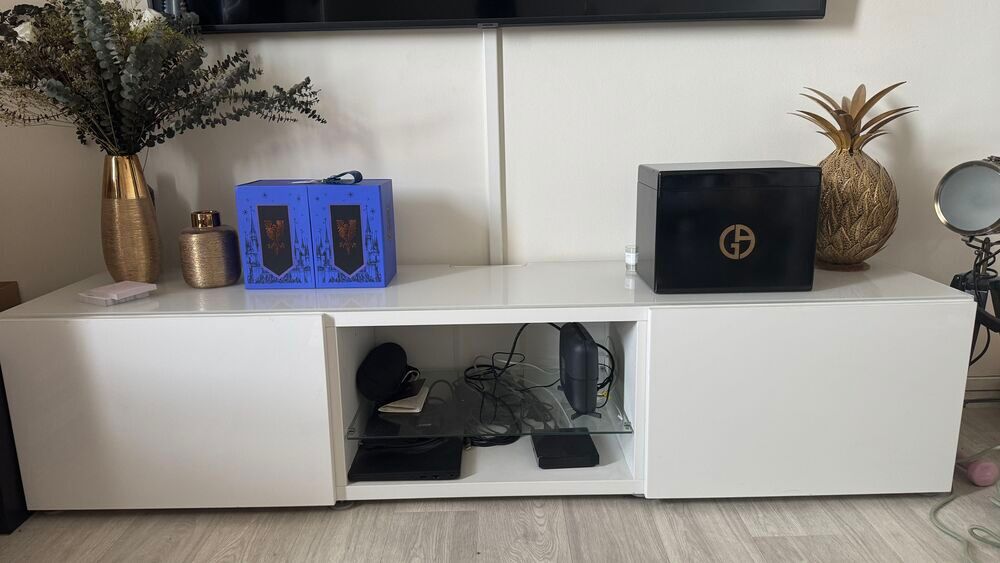 - Meuble TV IKEA Besta blanc - excellent &eacute;tat Meubles