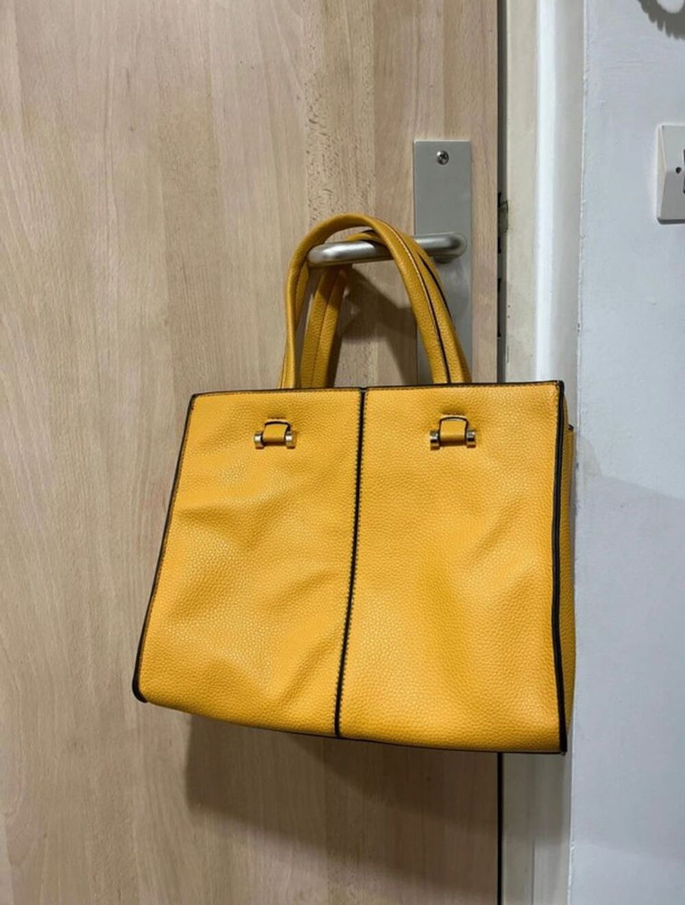 Sac &agrave; main Maroquinerie