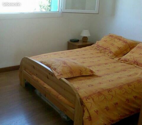 Cadre de lit bois parfait tat 100 Apt (84)