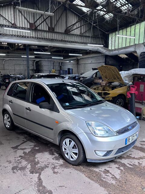 Ford Fiesta 1.3i Senso 2005 occasion Viroflay 78220