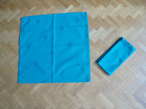 2 serviettes vertes (37) 5 Tours (37)