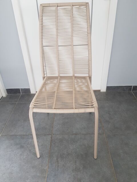 chaises 320 Yssingeaux (43)