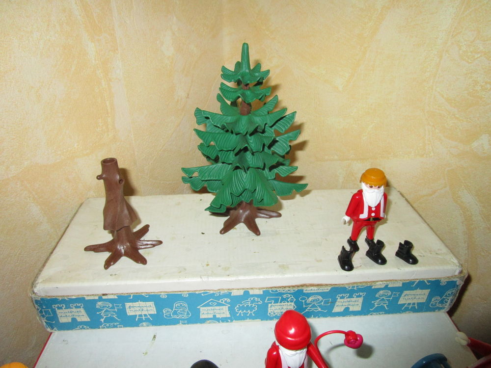 PLAYMOBIL NOEL SPORT D HIVERS Jeux / jouets