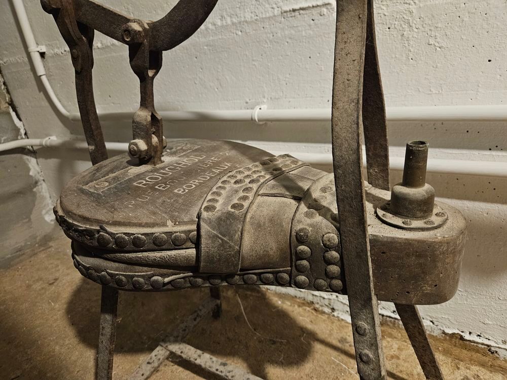 SOUFFLET DE TONNEAUX ANCIEN 