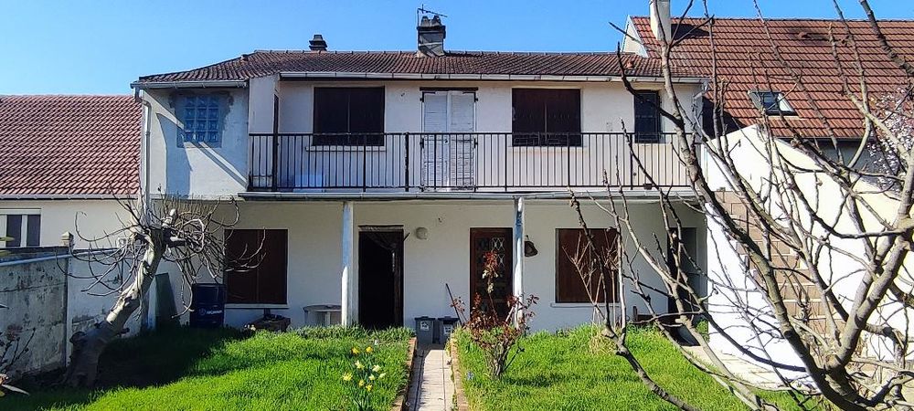 Vente Maison Maison 8 Pièces · 142 m²· a Morangis 91420 Morangis