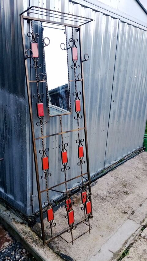 Joli VESTIAIRES PORTE MANTEAU ANTIK DES ANNEES 70 EN TBE/ ET 110 Doncourt-ls-Longuyon (54)