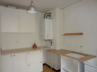  Appartement à louer 3 pièces 72 m²