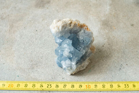 C�lestine bleue sur matrice blanche 281g 38 M�rignac (33)