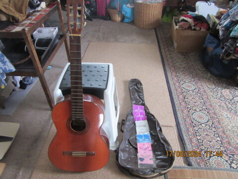 GUITARE CLASSIQUE 50 La Mézière (35)