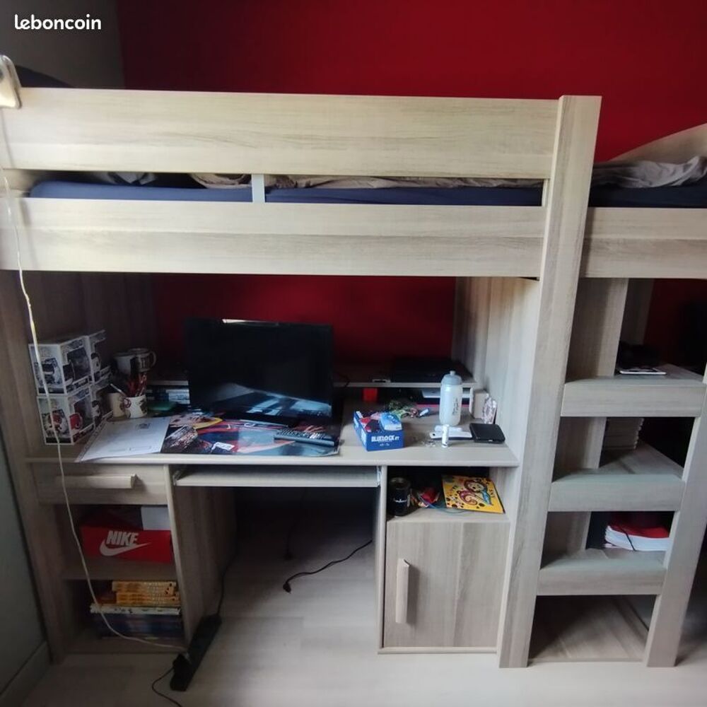 Lit 90x200 combin&eacute; bureau et armoire mod&egrave;le Montana Meubles
