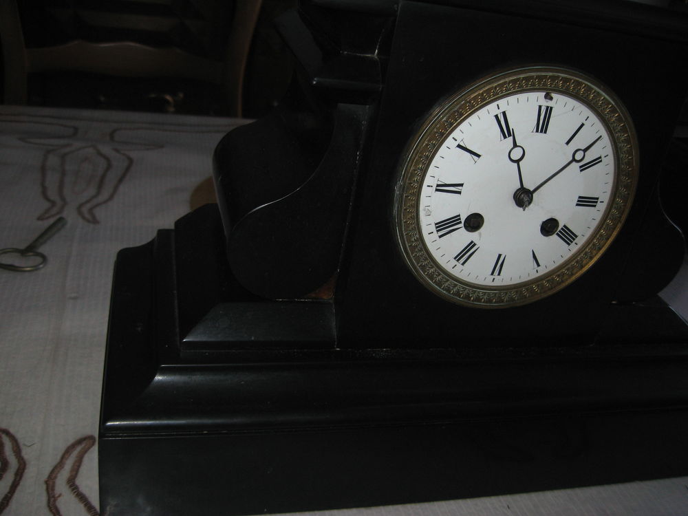 ancienne pendule de notaire H Molle Paris Décoration
