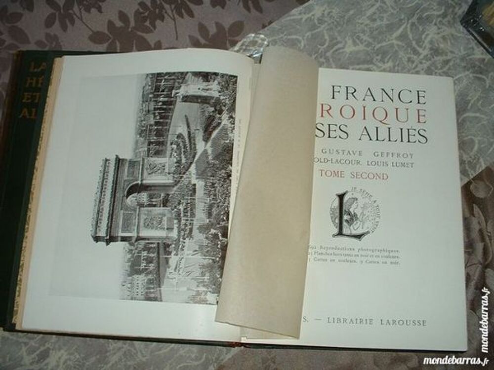 La France h&eacute;ro&iuml;que et ses alli&eacute;s. 2 volumes Livres et BD