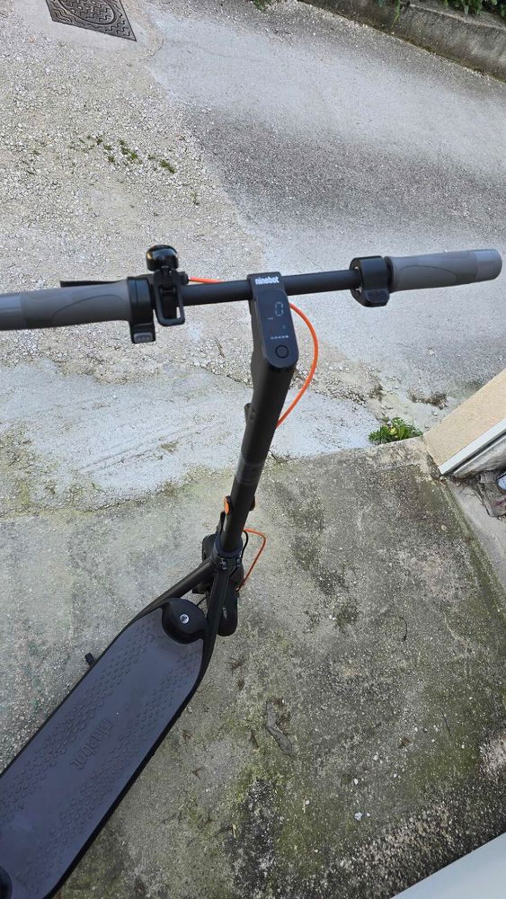 Trottinette NINEBOT F65i Vélos