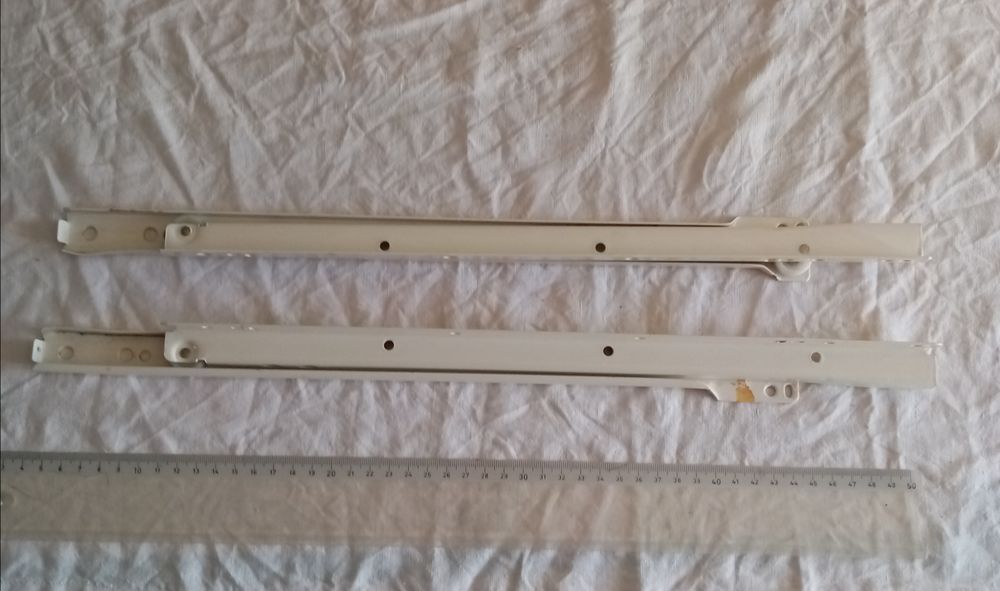 Glissi&egrave;res pour tiroir. Bricolage