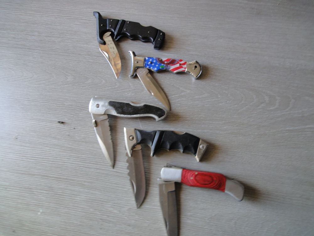 lot collection de couteaux 